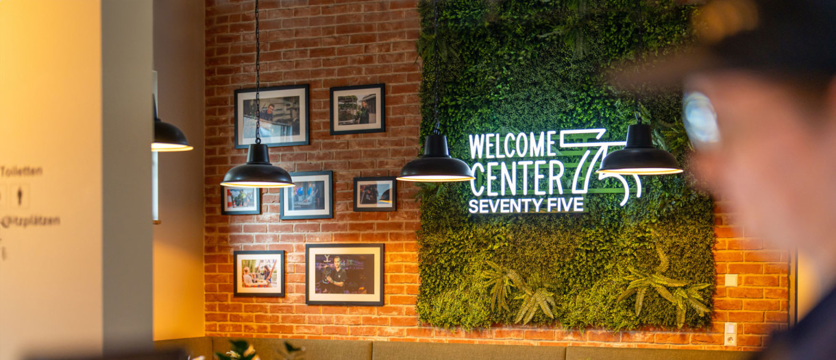 welcome center 75